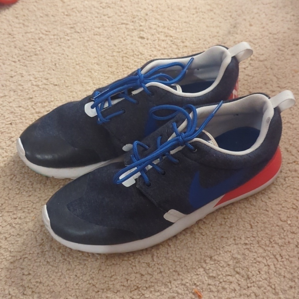 Nike Tech fleece Rosherun NM W SP Size 6 Youth
